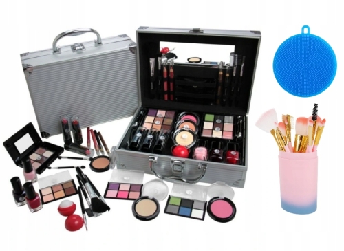 PREZENT DLA NASTOLATKI KUFEREK Z KOSMETYKAMI